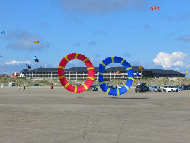 Drachen &raquo; meine_drachen &raquo; Leinenschmuck &raquo; 5m_bolblau-gelb