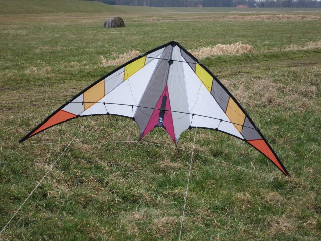 Drachen &raquo; meine_drachen &raquo; Lenkdrachen &raquo; Schoenflieger &raquo; X-Raver